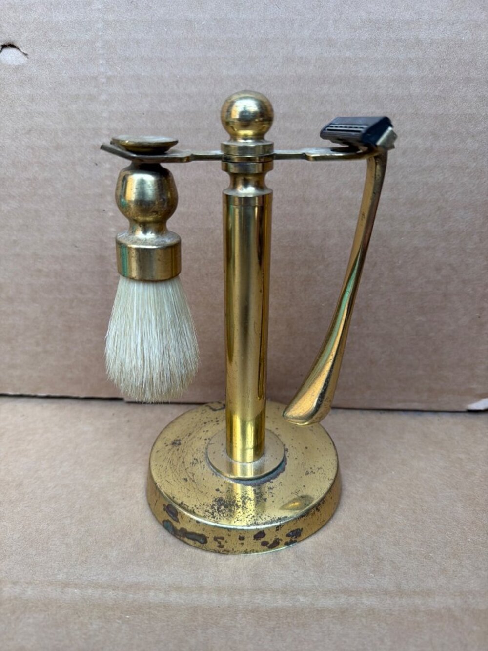 Vintage Brass Shaving Set - 7" Stand Brush Holder Razor Gentleman Vanity - Picture 3 of 13